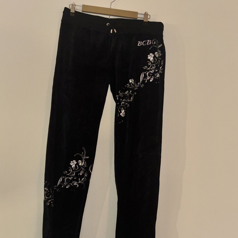 BCBG MaxAzria Black Velvet Embroidered Y2K Pants Floral Design Vintage